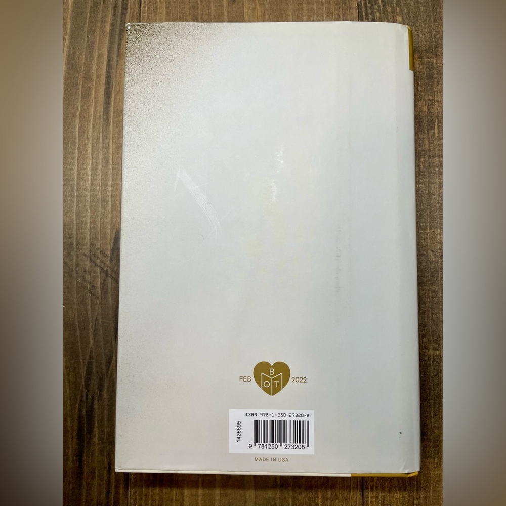 The Golden Couple Hardcover Book by Sarah Pekkanen - Picture 4 of 4